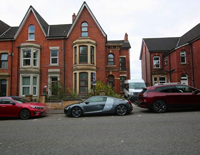 10 Bedroom Terraced House For Sale In Preston New Road, Blackburn, BB2