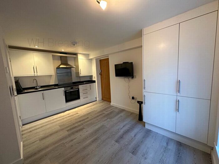 1 Bedroom Apartment To Rent In Fitzroy Road, Tankerton, CT5