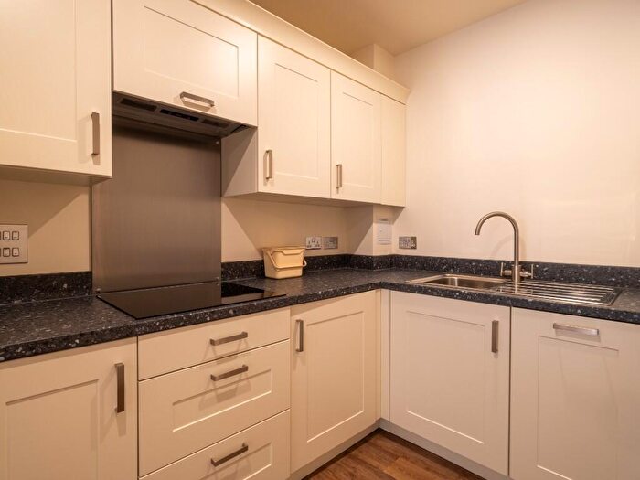 1 Bedroom Retirement Property For Sale In The Grange, Ledian Gardens, Kings Square, Maidstone, Kent, ME17