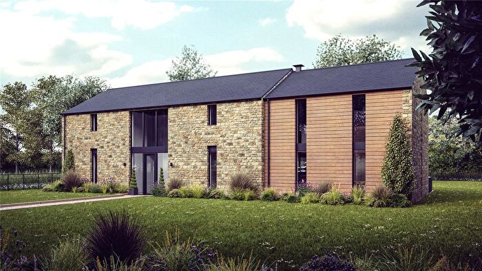 4 Bedroom Detached House For Sale In Kings Sutton, Banbury, Northamptonshire, OX17