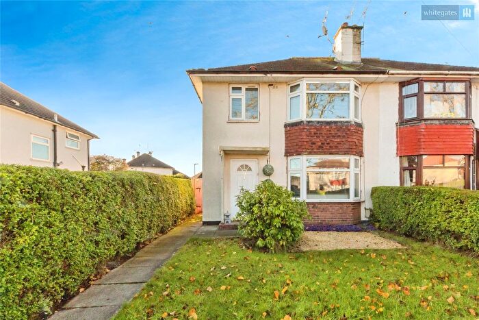 3 Bedroom Semi Detached House For Sale In Lime Tree Avenue, Crewe, Cheshire, CW1