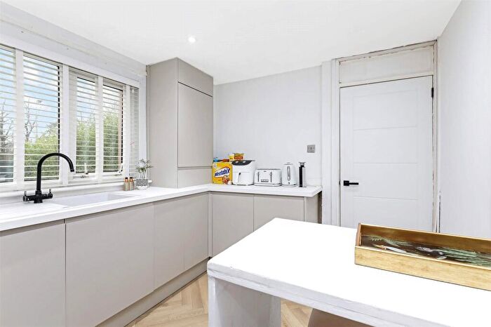 3 Bedroom Terraced House For Sale In Macbeth, East Kilbride, Glasgow, South Lanarkshire, G74
