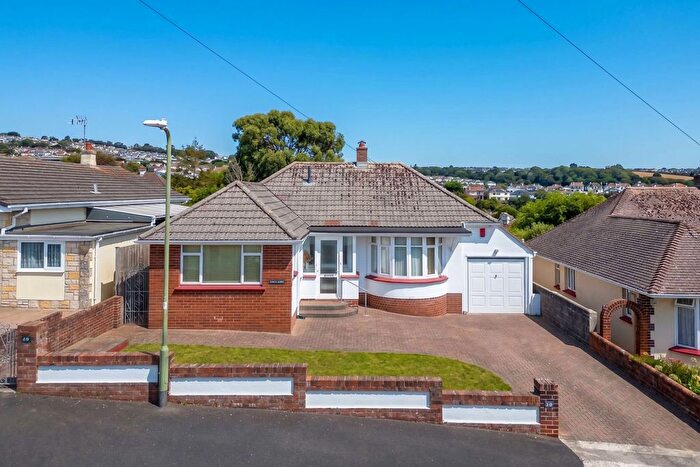 2 Bedroom Detached Bungalow For Sale In David Road, Paignton, TQ3