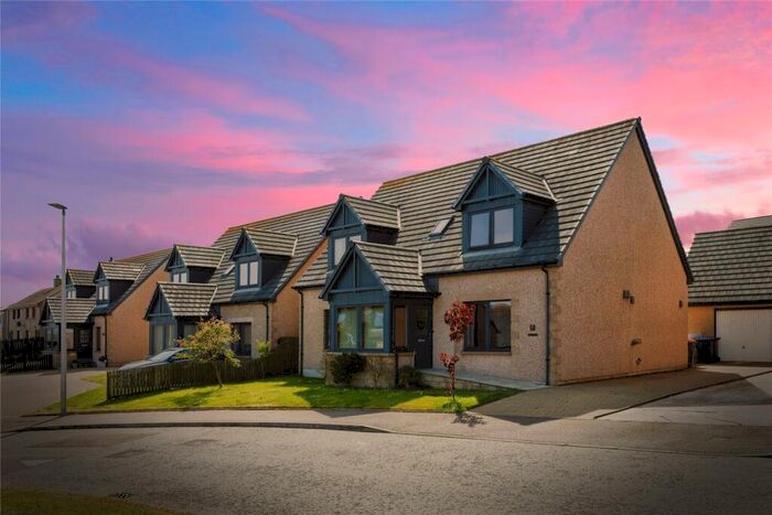 4 Bedroom Detached House For Sale In Brae View, Gourdon, Montrose, Aberdeenshire, DD10