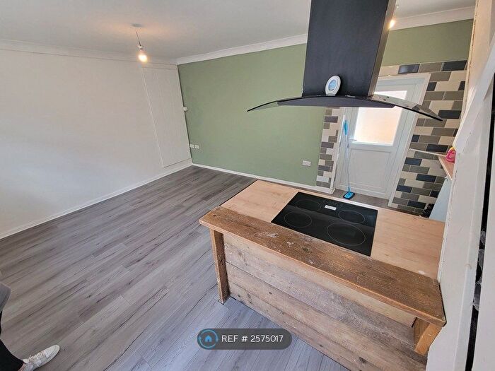 1 Bedroom Terraced House To Rent In Garth St, Merthyr Tydfil, CF47