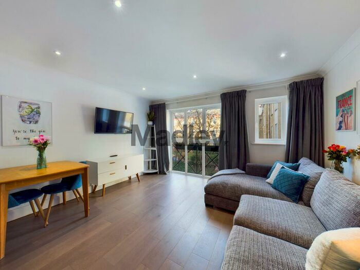 1 Bedroom Flat To Rent In Farrow Lane, London, SE14