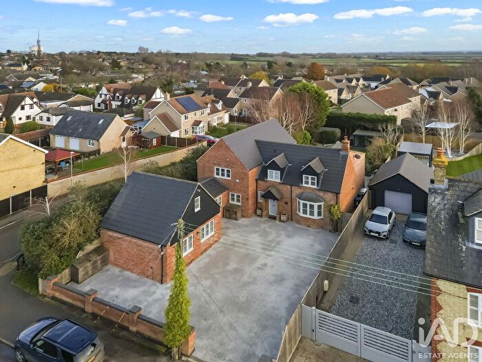 5 Bedroom Detached House For Sale In Aldreth Road, Haddenham, Ely, CB6