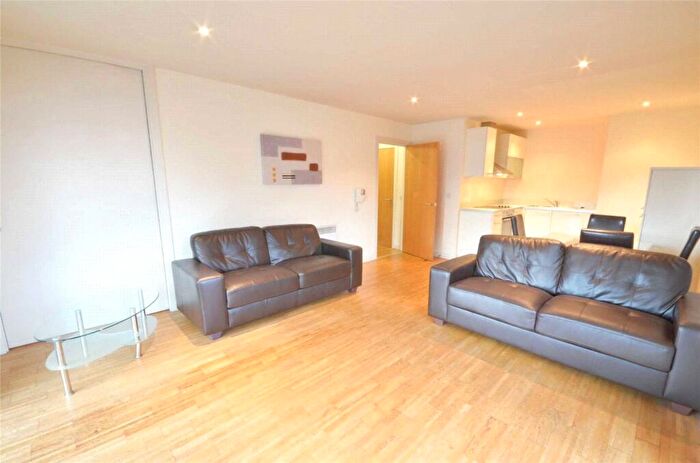 2 Bedroom Apartment To Rent In St Georges Island, Kelso Place, Manchester City Centre, M15