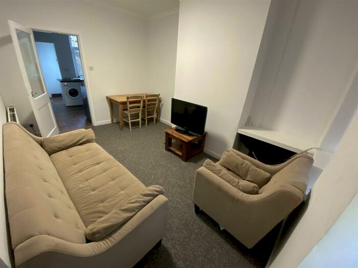 2 Bedroom Private Hall To Rent In Havelock Street, Lancaster, LA1
