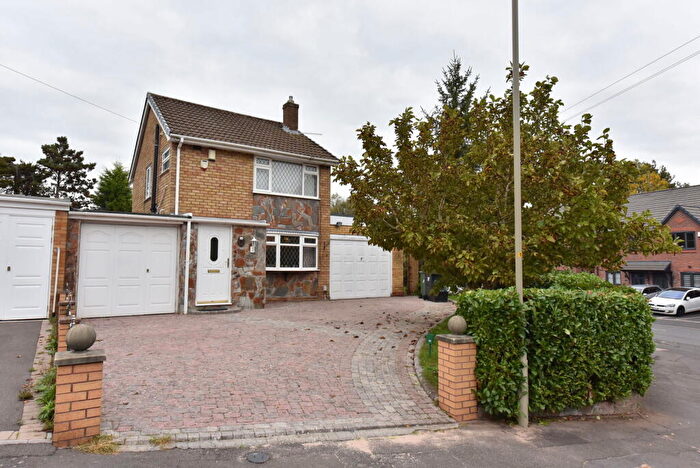 3 Bedroom Detached House For Sale In Wordsley, Westminster Road, DY8