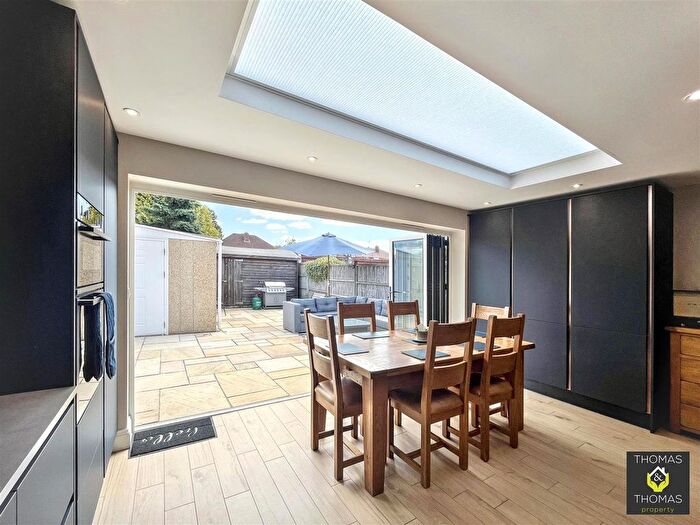 4 Bedroom Semi-detached House For Sale In Laynes Road, Hucclecote, GL3