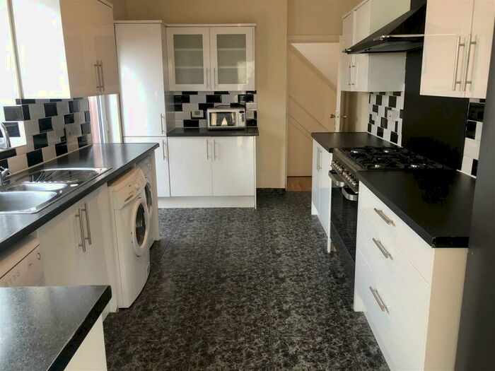 5 Bedroom Terraced House To Rent In Brockenhurst Gardens, Mill Hill, London, NW7