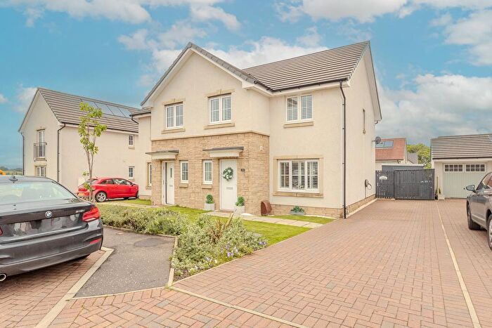 3 Bedroom Semi-Detached House For Sale In Shira Avenue, Gartcosh, G69