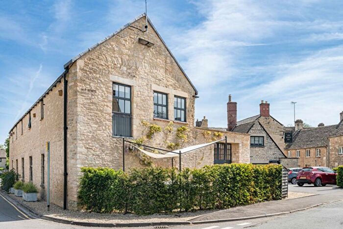 2 Bedroom End Of Terrace House For Sale In Gloucester Street, Cirencester, Gloucestershire, GL7