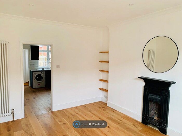 2 Bedroom Terraced House To Rent In Fitzneal Street, London, W12