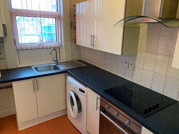 1 Bedroom Flat To Rent In Brigstock Road, Thornton Heath, CR7
