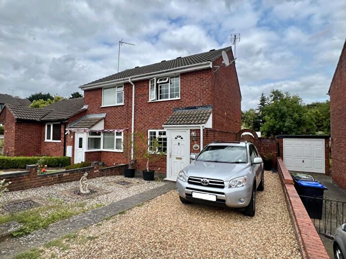 2 Bedroom Semi-Detached House For Sale In St. Catherines Close, Stefen Hill, NN11