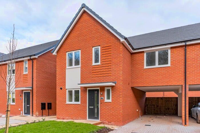 3 Bedroom Semi-Detached House To Rent In Brierley Hill Road, Wordsley, Stourbridge, DY8