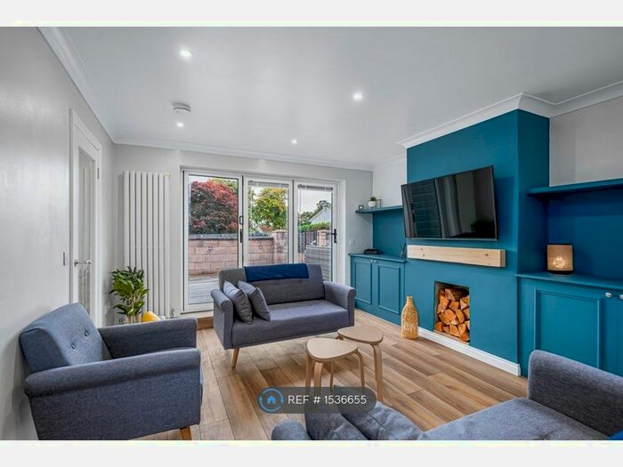 3 Bedroom Bungalow To Rent In Brington Road, Dundee, DD4