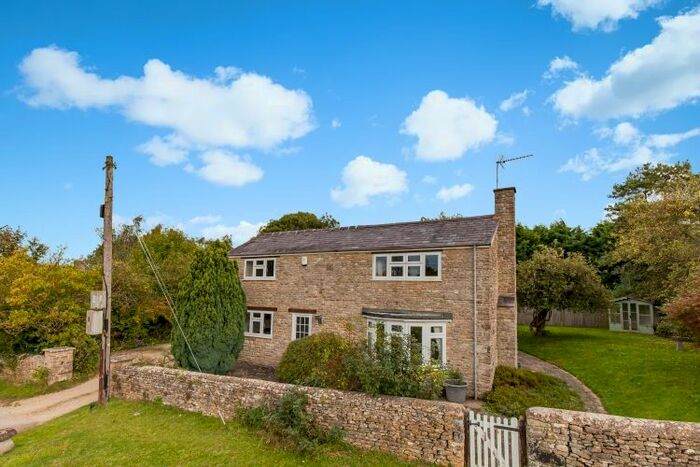 4 Bedroom Detached House To Rent In The Street, Stoke Lyne, Bicester OX27