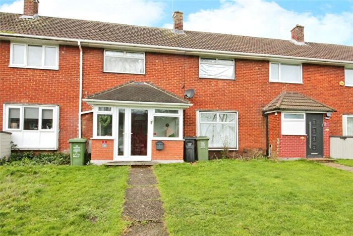 3 Bedroom Terraced House To Rent In Holden Walk, Basildon, SS14