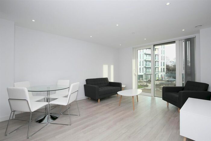 1 Bedroom Flat To Rent In The Shoreline Building, Newnton Close, Manor House, N4