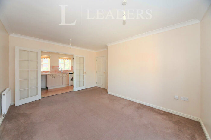 2 Bedroom Flat To Rent In Frenchs Gate -, LU6