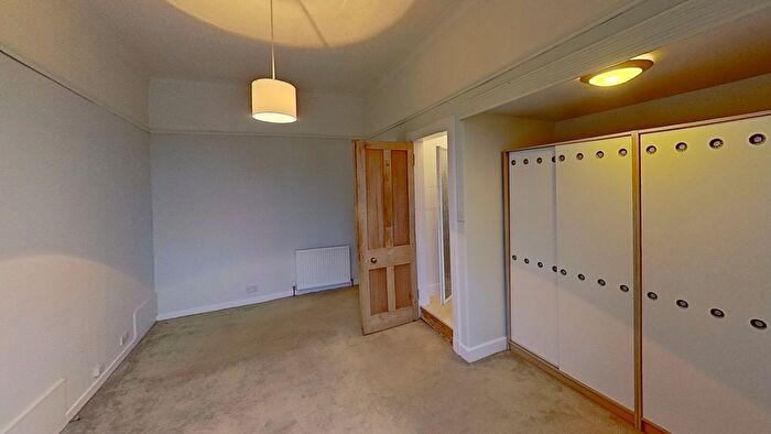 1 Bedroom Flat To Rent In Roseburn Street, Roseburn, Edinburgh, EH12