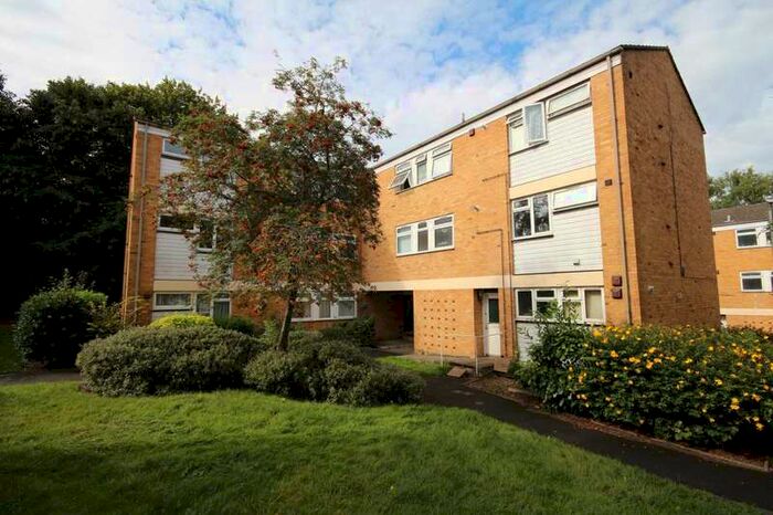 2 Bedroom Apartment To Rent In Deepdale, Bracknell, RG12