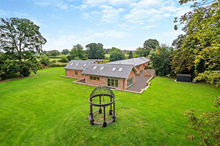 7 Bedroom Barn Conversion For Sale In Lower Kinnerton, Chester, Cheshire, CH4
