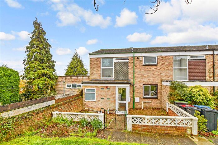 2 Bedroom Semi Detached House For Sale In Frencham Close, Canterbury, Kent, CT2