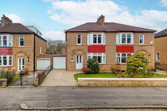 3 Bedroom Semi Detached House For Sale In Churchill Drive, Broomhill, Glasgow, G11