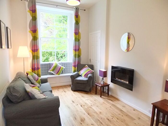 1 Bedroom Flat To Rent In Comely Bank Row, Edinburgh, EH4