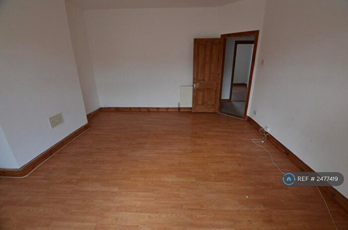2 Bedroom Flat To Rent In Shadwell Road, Portsmouth, PO2