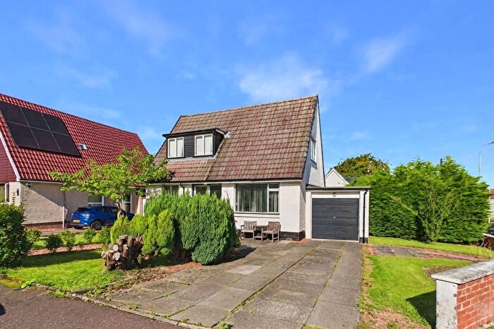 3 Bedroom Detached House For Sale In Skipness Avenue, Carluke, ML8