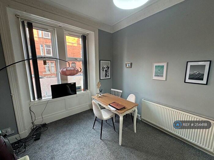 2 Bedroom Flat To Rent In Daisy Street, Glasgow, G42