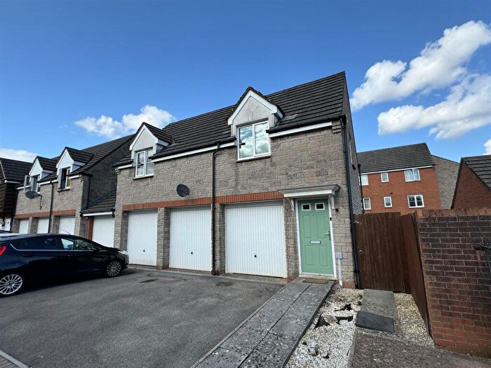 2 Bedroom Coach House For Sale In Bronllys Mews, Duffryn, Newport, NP10