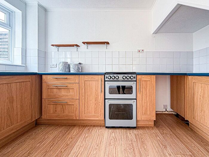 1 Bedroom Semi-Detached House To Rent In Drake Close, Taunton, TA2