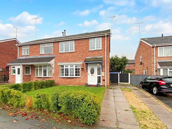 3 Bedroom Semi Detached House For Sale In Ashleigh Drive, Uttoxeter, ST14