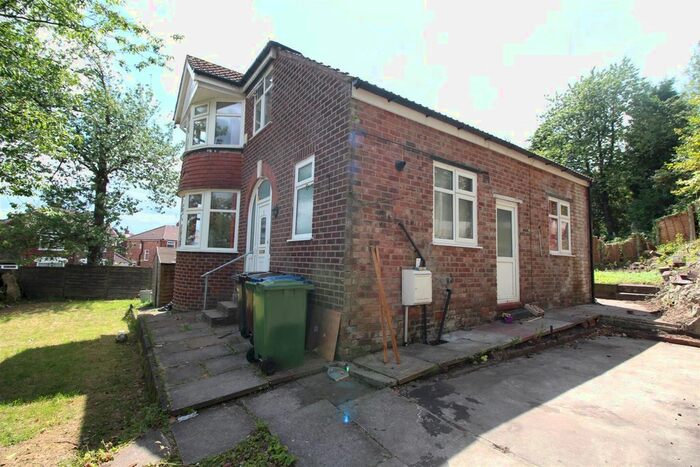 3 Bedroom Detached House To Rent In Northleigh Drive, Prestwich, Manchester, M25