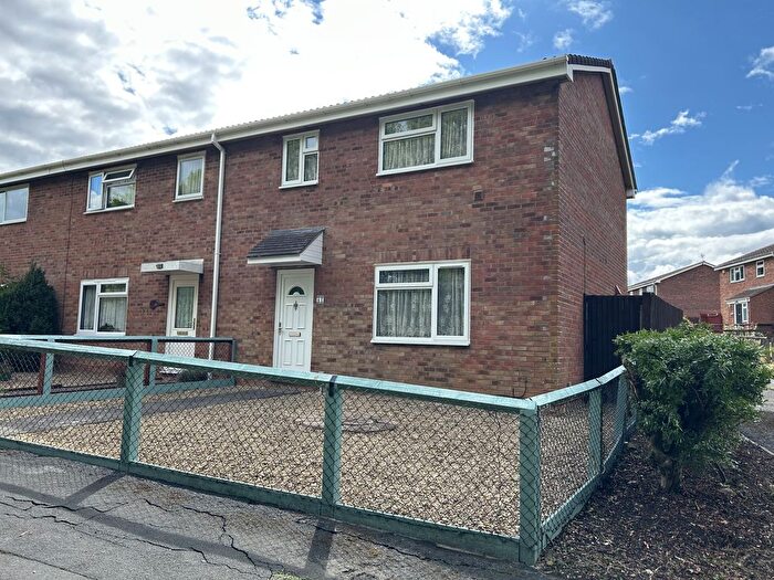 3 Bedroom End Of Terrace House To Rent In Archer Walk, Stockwood, Bristol, BS14