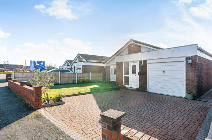 3 Bedroom Bungalow For Sale In The Ridings, Saughall, Chester, CH1