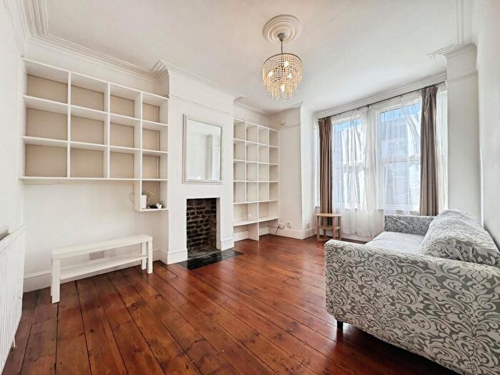 2 Bedroom Apartment To Rent In George Lane, London, SE13