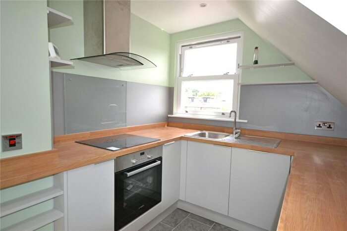 Apartment To Rent In Ridge Road, Crouch End, London, N8