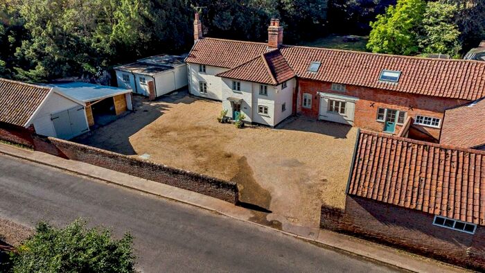 4 Bedroom House For Sale In The Street, Shotesham All Saints, Norwich, Norfolk, NR15