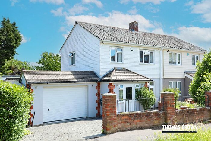 3 Bedroom Semi-Detached House For Sale In Meath Close, Orpington, BR5
