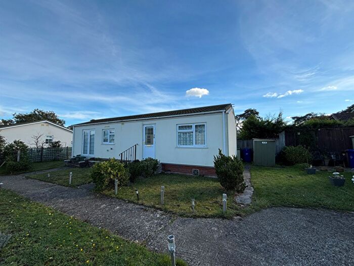 2 Bedroom Detached Bungalow For Sale In London Road, Brandon, IP27