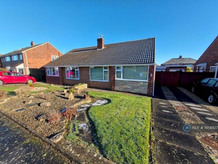2 Bedroom Bungalow To Rent In Lazenby Close, Darlington, DL3