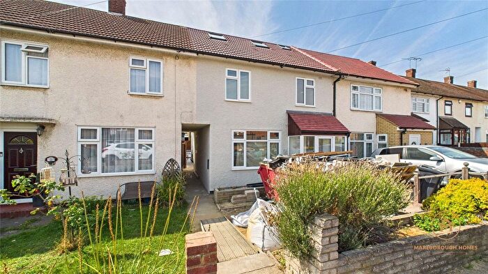 5 Bedroom Property To Rent In Tufter Road, Chigwell, Essex, IG7