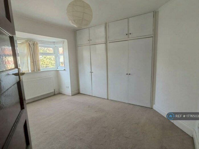 4 Bedroom Terraced House To Rent In Eden Park Avenue, Beckenham, BR3